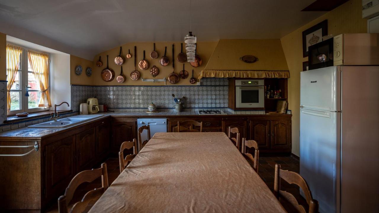 Manoir Du Plessix Meen Pluduno Exteriör bild