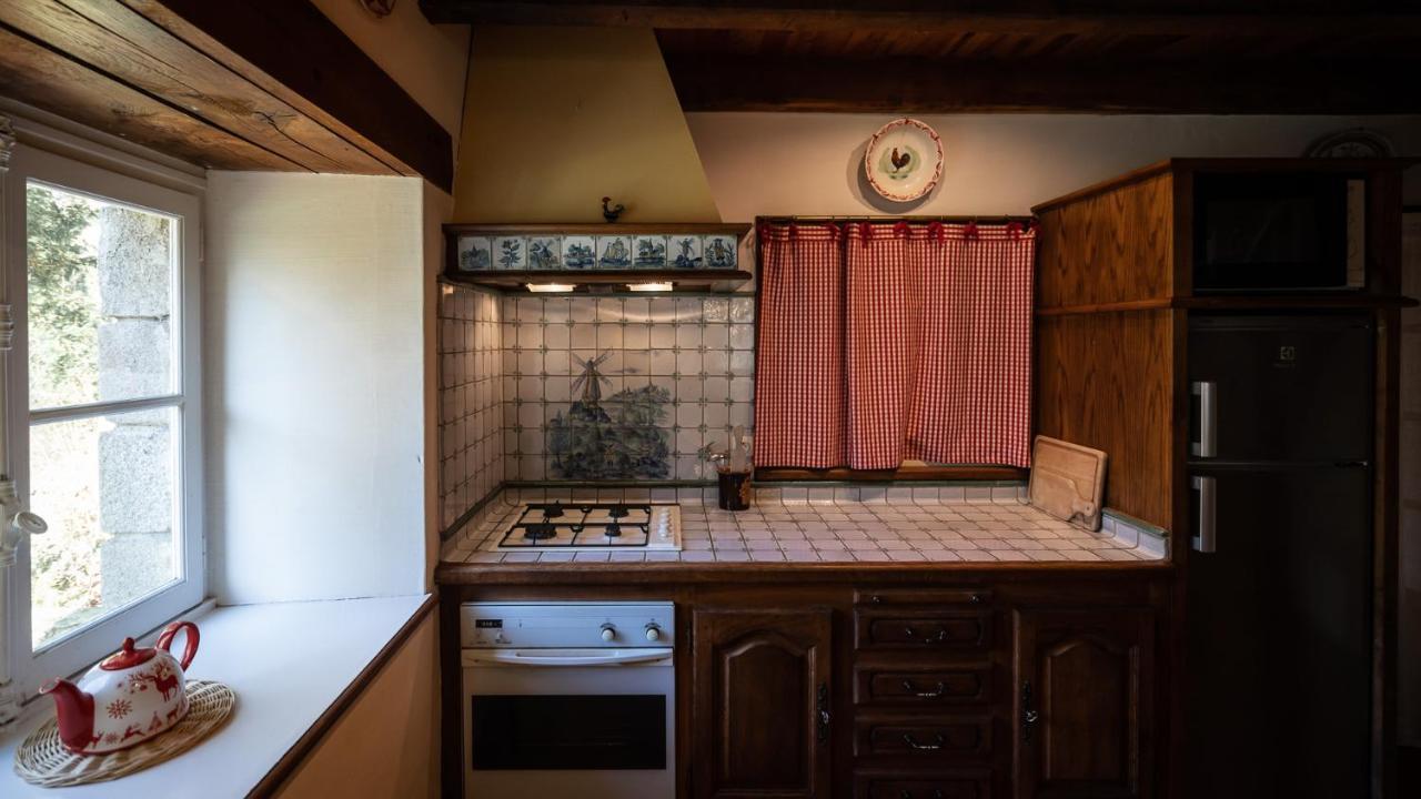 Manoir Du Plessix Meen Pluduno Exteriör bild