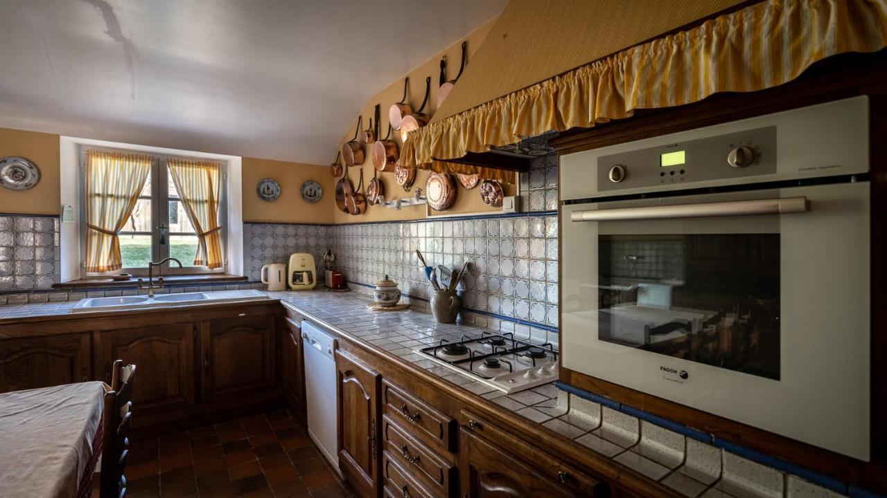 Manoir Du Plessix Meen Pluduno Exteriör bild